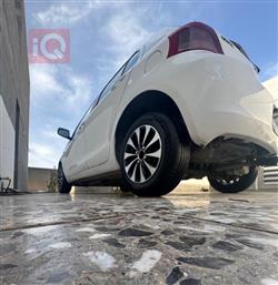 تۆیۆتا یارس